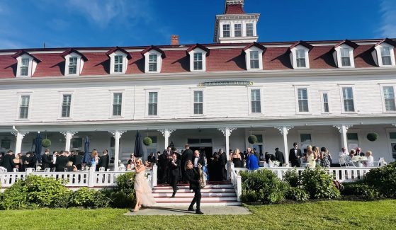 MattyB providing DJ and live music entertainment at a wedding in Southwest Florida